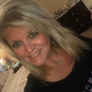 Meet your Posher, Wendy